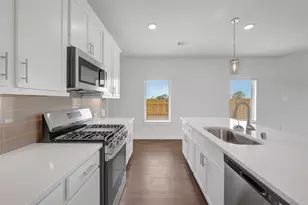 31018 Newcomb Lndg Ln, Waller, TX 77484 - Photo 32