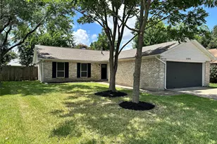 22015 Singing Spurs Dr, Katy, TX 77450 - Photo 2