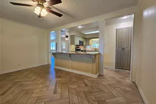 2527 Willowby Dr, Houston, TX 77008 - Photo 4