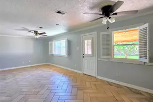 2527 Willowby Dr, Houston, TX 77008 - Photo 6