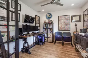 715 Thistlewood Dr, Houston, TX 77079 - Photo 24