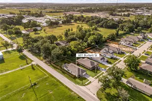 601 Burkett St, Dayton, TX 77535 - Photo 22
