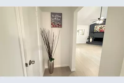 11335 Bayou Place Lane, Houston, TX 77099 - Photo 12
