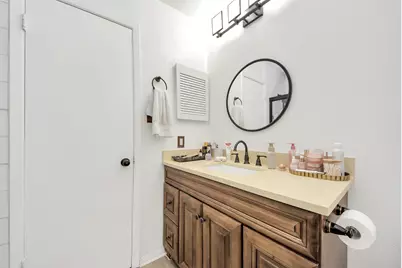 18 N Deerfoot Circle, The Woodlands, TX 77380 - Photo 32