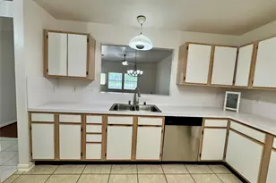 3618 Teakwood Ln, Pearland, TX 77584 - Photo 12