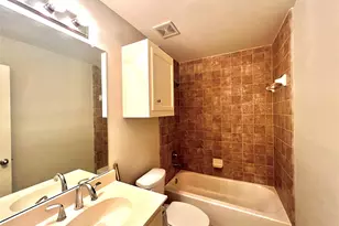 3731 Main Poplar Dr, Houston, TX 77025 - Photo 28