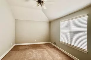3731 Main Poplar Dr, Houston, TX 77025 - Photo 22
