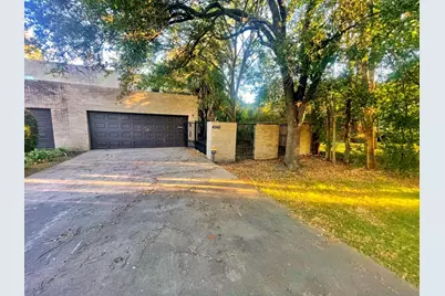 4560 Bellaire Boulevard, Bellaire, TX 77401 - Photo 1