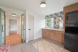 4027 Ursuline St, Galveston, TX 77550 - Photo 4