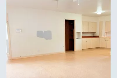 911 Roberts Street, El Campo, TX 77437 - Photo 6