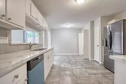 4426 Trace Mill Court, Houston, TX 77066 - Photo 8