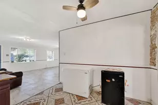 8822 Homewood Ln, Houston, TX 77078 - Photo 6