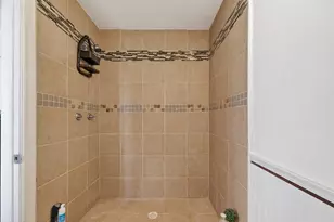 8822 Homewood Ln, Houston, TX 77078 - Photo 18