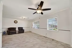 8822 Homewood Ln, Houston, TX 77078 - Photo 26