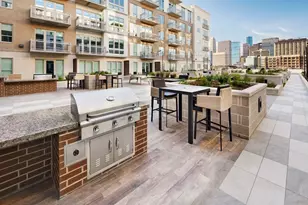 2727 Travis St, Houston, TX 77006 - Photo 22
