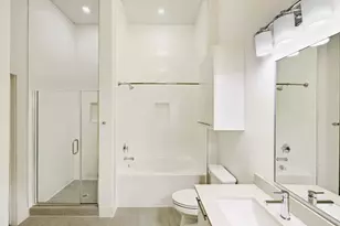 2727 Travis St, Houston, TX 77006 - Photo 14