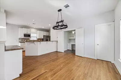 9710 Riddlewood Lane, Houston, TX 77025 - Photo 4