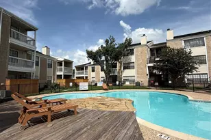 2750 Holly Hall St, Houston, TX 77054 - Photo 12
