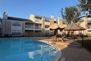 2750 Holly Hall St, Houston, TX 77054 - Photo 14