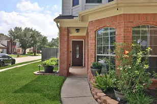 18235 Noble Forest Dr, Humble, TX 77346 - Photo 4