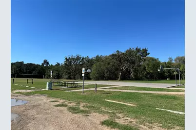 506 2nd Street, Eagle Lake, TX 77434 - Photo 4