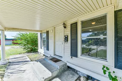 424 S Broadway Street, La Porte, TX 77571 - Photo 2