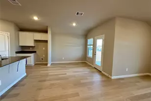 1722 San Jacinto Dr, Brenham, TX 77833 - Photo 4