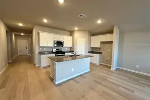 1722 San Jacinto Dr, Brenham, TX 77833 - Photo 2