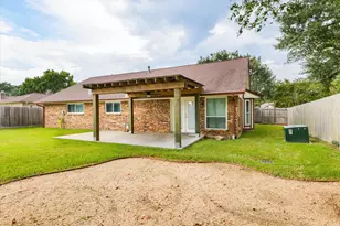 14930 Aspen Hills Dr, Houston, TX 77062 - Photo 24