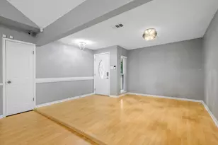 14930 Aspen Hills Dr, Houston, TX 77062 - Photo 8