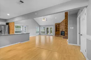 14930 Aspen Hills Dr, Houston, TX 77062 - Photo 4