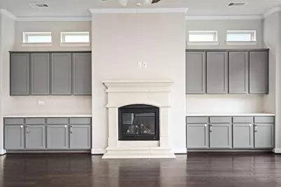 927 S Lacey Garden Loop, Houston, TX 77018 - Photo 8