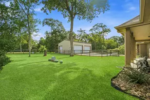 13303 Hidden Manor Ct, Willis, TX 77318 - Photo 40