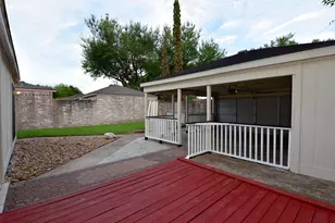 16222 Queensdale Dr, Houston, TX 77082 - Photo 14