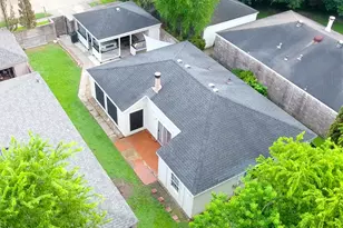 16222 Queensdale Dr, Houston, TX 77082 - Photo 48