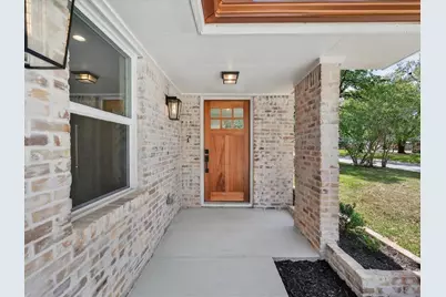 10519 Brinwood Drive, Houston, TX 77043 - Photo 6