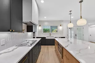 10519 Brinwood Dr, Houston, TX 77043 - Photo 18