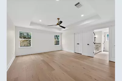 10519 Brinwood Drive, Houston, TX 77043 - Photo 24