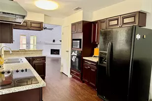 10 Greenbud Ct, The Woodlands, TX 77380 - Photo 12