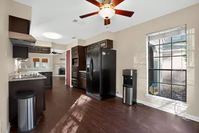 10 S Greenbud Court, The Woodlands, TX 77380 - Photo 18