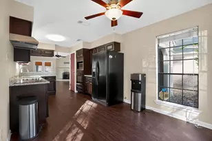 10 S Greenbud Ct, The Woodlands, TX 77380 - Photo 18