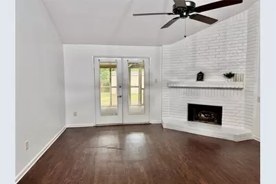 10 Greenbud Court, The Woodlands, TX 77380 - Photo 6