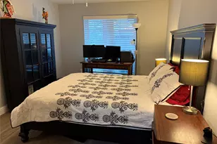 839 Wax Myrtle Ln, Houston, TX 77079 - Photo 10
