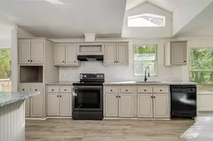 796 County Rd 373, Splendora, TX 77372 - Photo 30