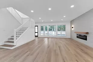 30 E Wedgemere Cir, The Woodlands, TX 77381 - Photo 8