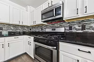24019 Kingbriar Dr, Spring, TX 77373 - Photo 2