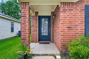 24019 Kingbriar Dr, Spring, TX 77373 - Photo 6