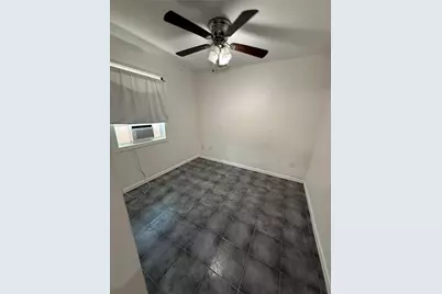 7003 Hoffman Street #B, Houston, TX 77028 - Photo 14