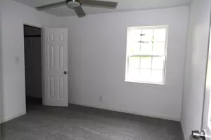 217 Sugar Cane Trce, Lake Jackson, TX 77566 - Photo 8