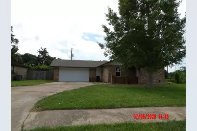 217 Sugar Cane Trace, Lake Jackson, TX 77566 - Photo 1
